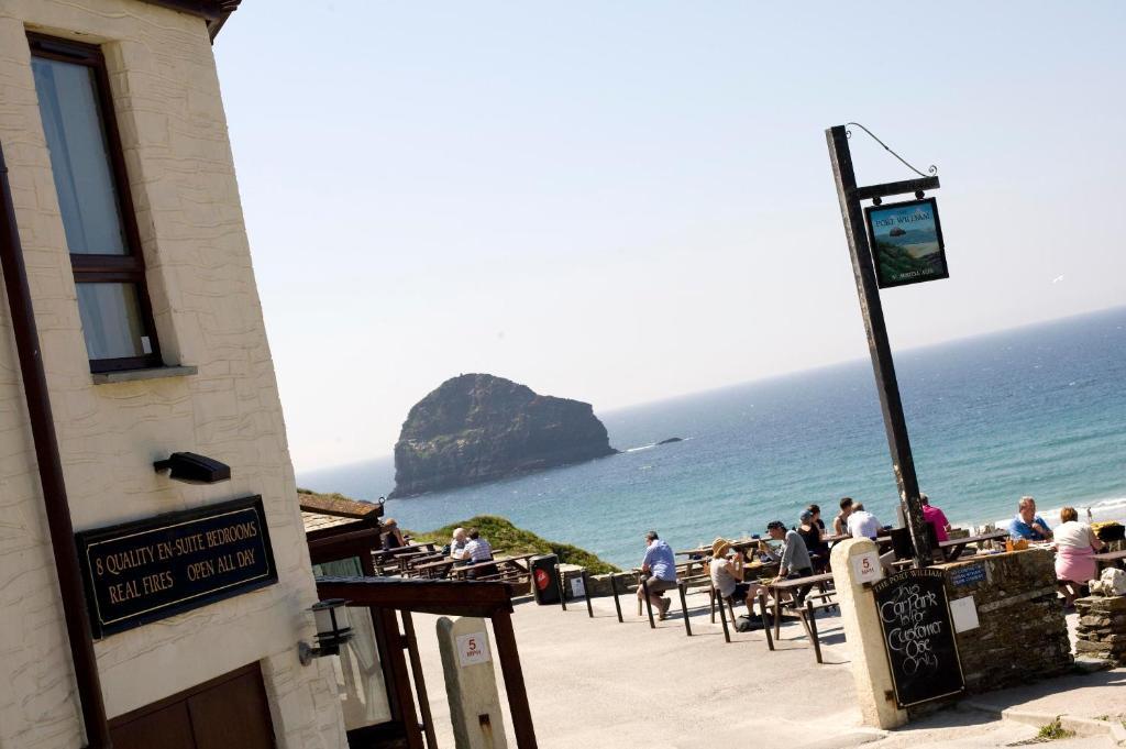 Port William Inn Tintagel Εξωτερικό φωτογραφία